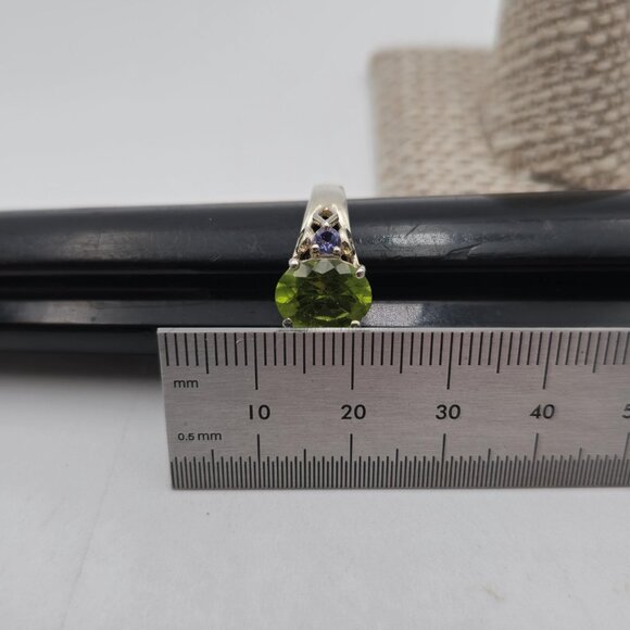Size 9 Sterling Silver Oval Peridot And Amethyst Gem Ring A3624 - Picture 8 of 9